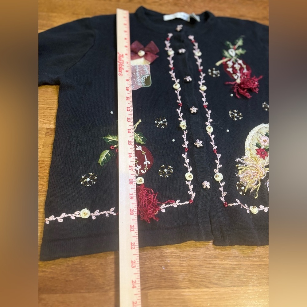 Vintage XL Christmas Sweater Black Beaded Embroidered  Flare Sleeves - Picture 10 of 13